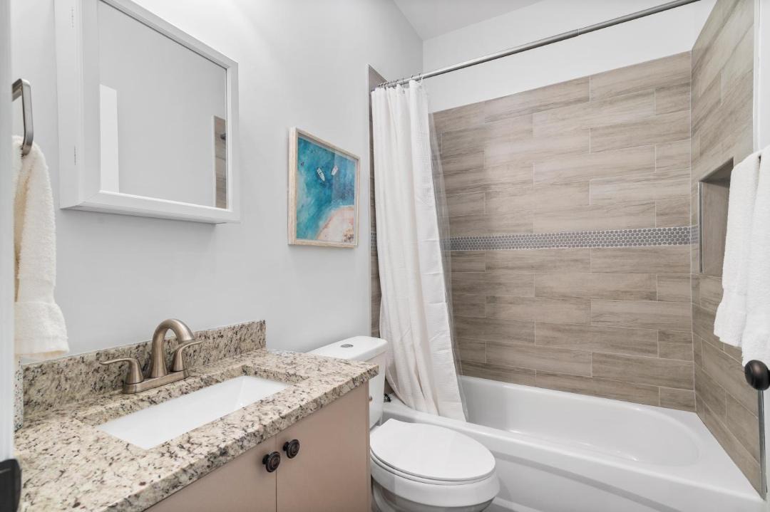 Photo of Bathroom in Pinewood Park