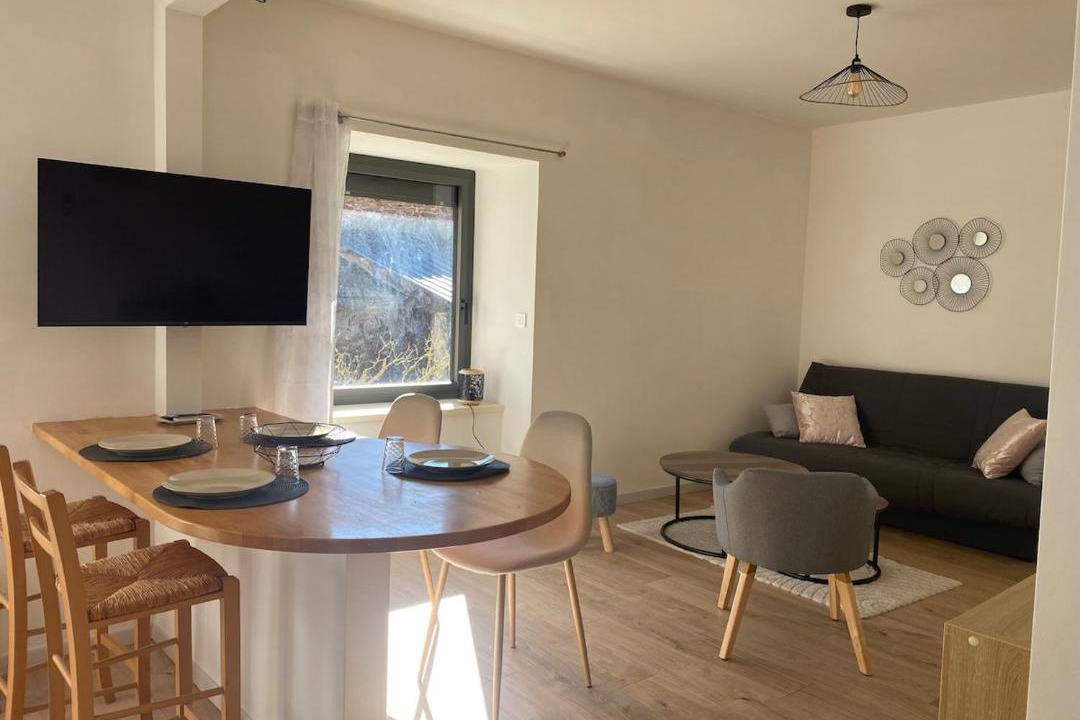 Photo of Others in Flavin