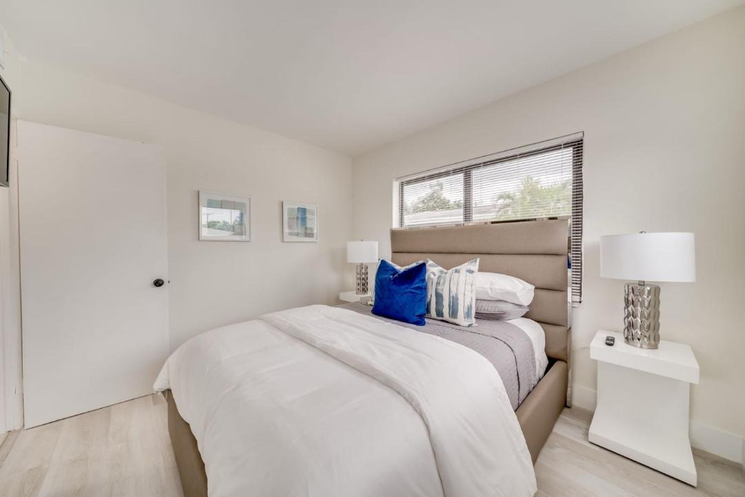 Photo of Bedroom in Imperial Point