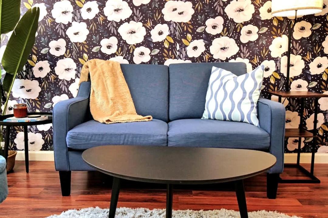 Photo of Livingroom in Poets Corner