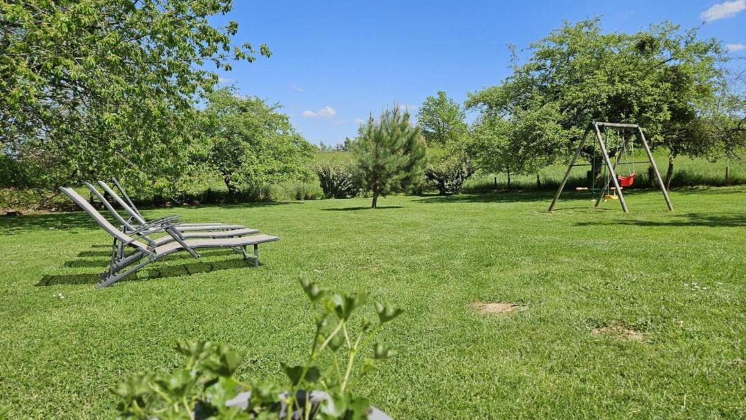 Photo of Outdoor in Saint-Pardoux-l'Ortigier