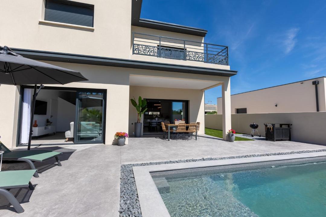 Photo of Others in Serignan