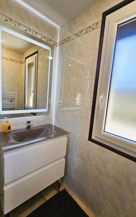 Photo of Bathroom in Saint-Pardoux-l'Ortigier