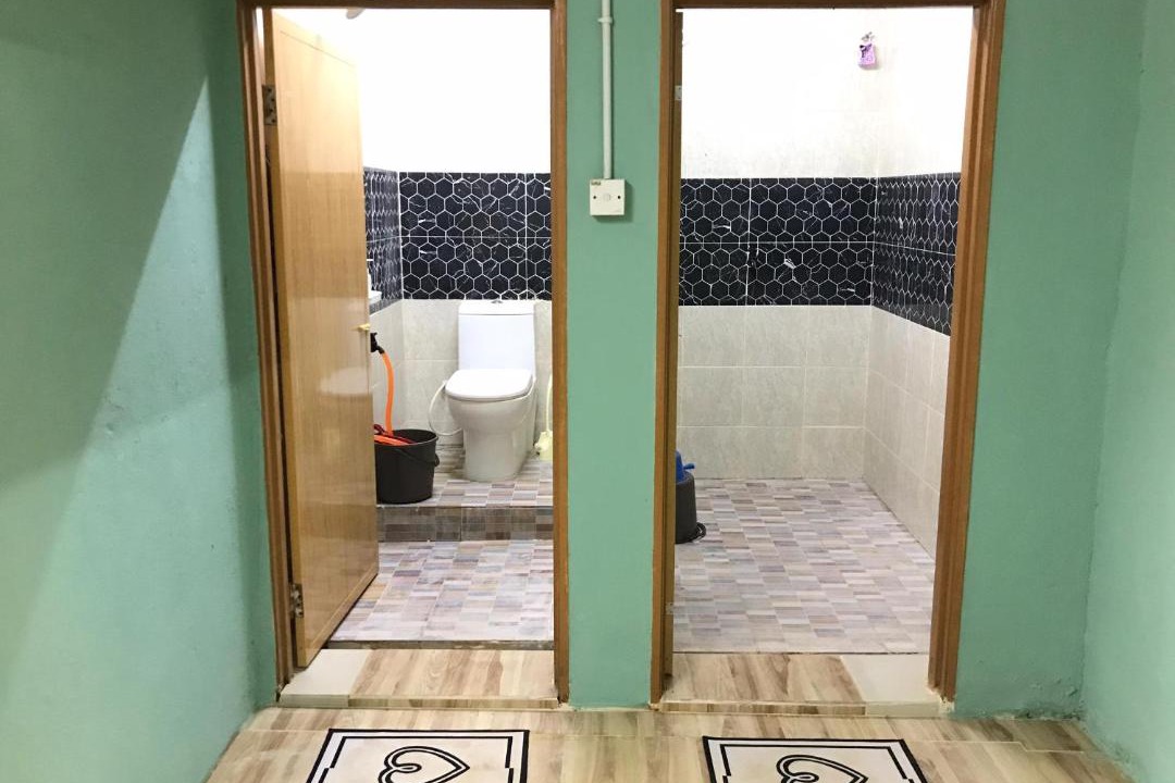 Photo of Bathroom in Kampong Raja