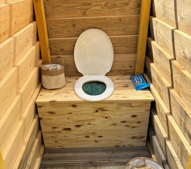 Photo of Bathroom in Clerey