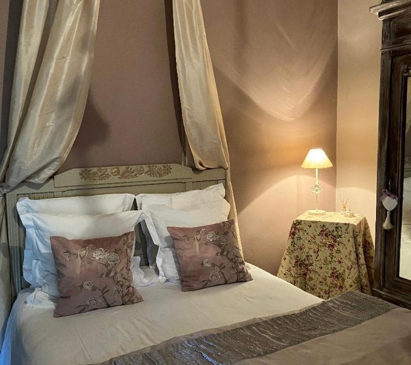 Photo of Bedroom in Saint-Symphorien