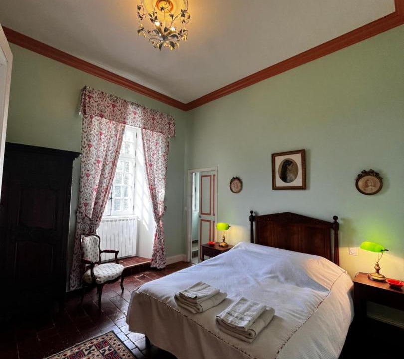 Photo of Bedroom in Rousson