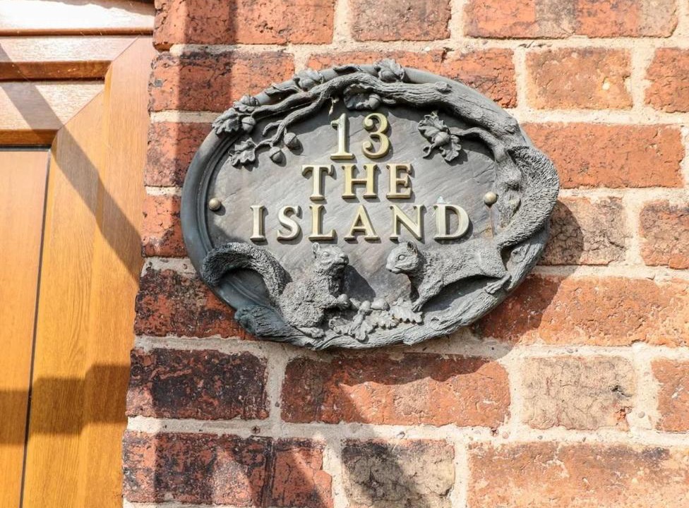 Photo of Others in Tean