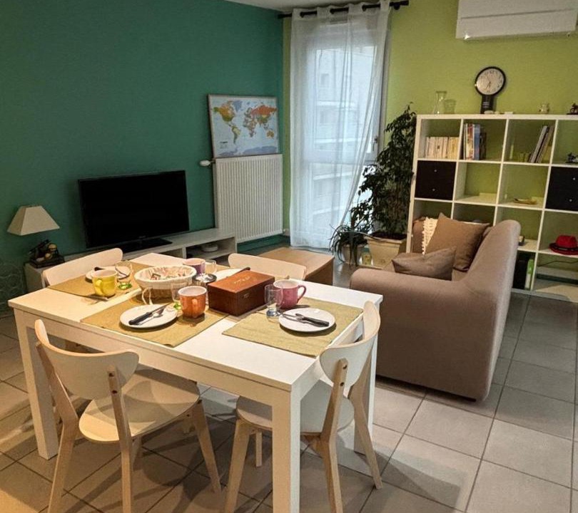 Photo of Others in Vaulx-en-Velin