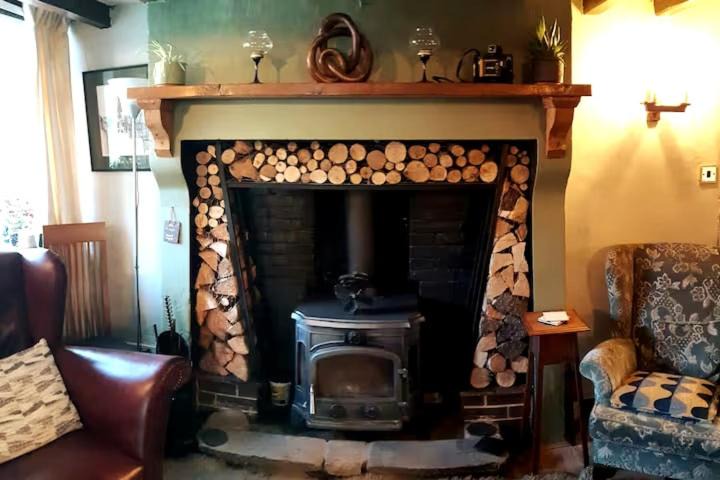 Photo of Others in Tibshelf