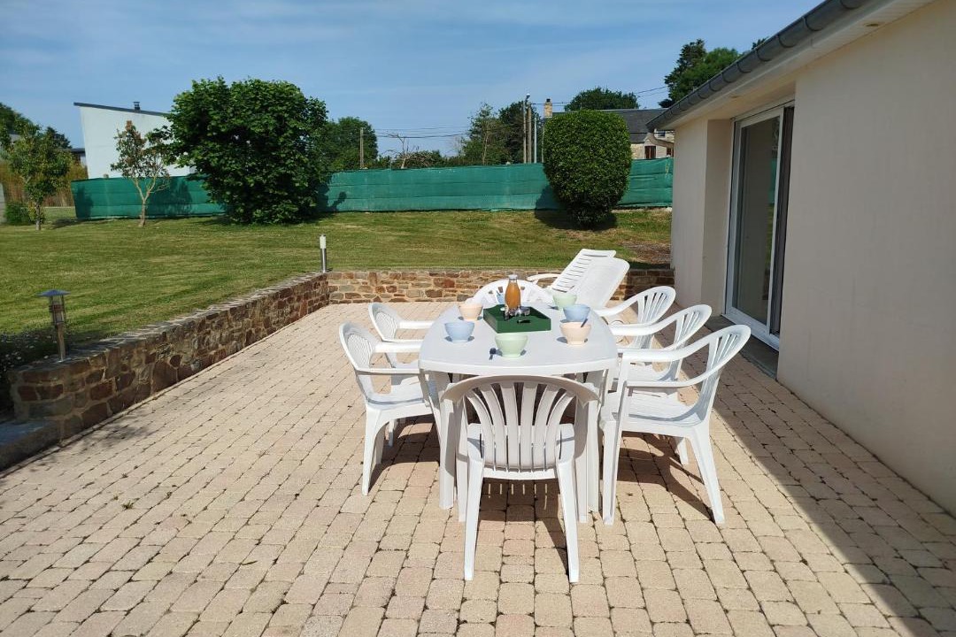 Photo of Others in Dragey-Ronthon