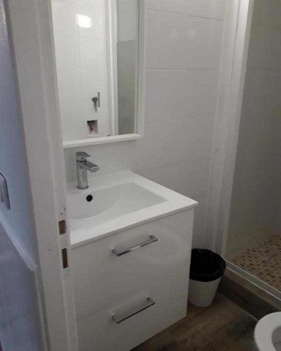 Photo of Bathroom in Le Blanc-Mesnil