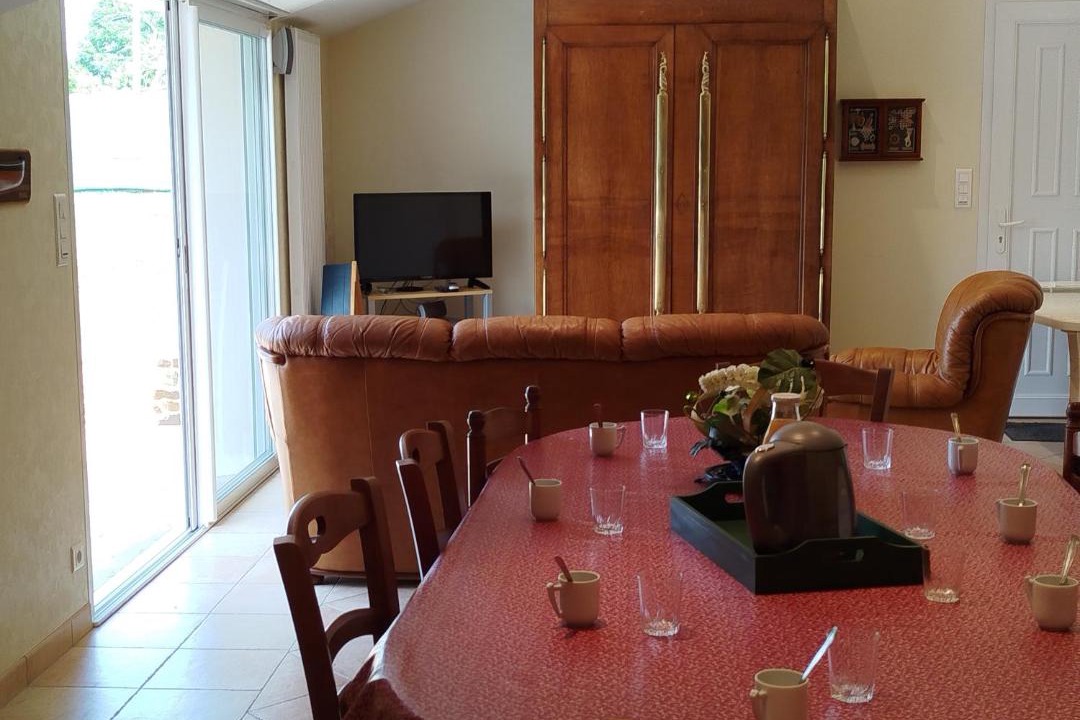 Photo of Others in Dragey-Ronthon