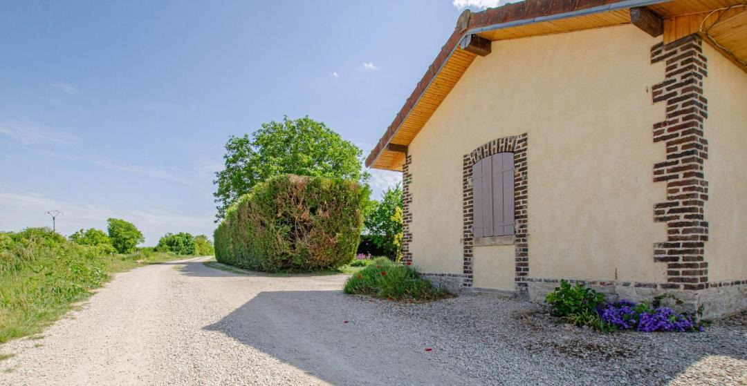 Photo of Others in Charmont-sous-Barbuise