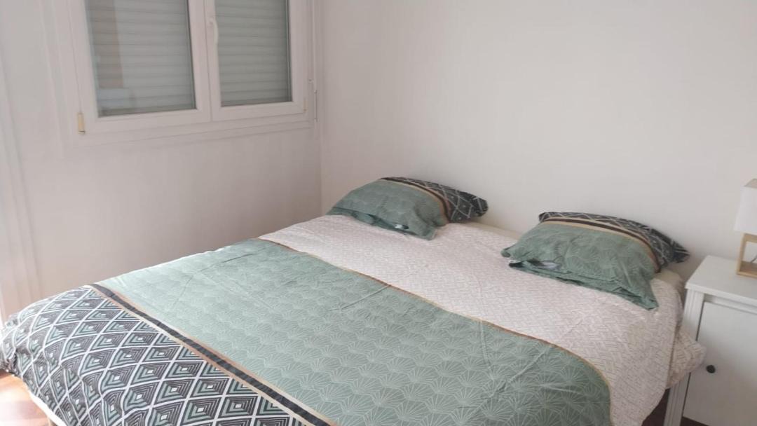 Photo of Bedroom in Mondeville