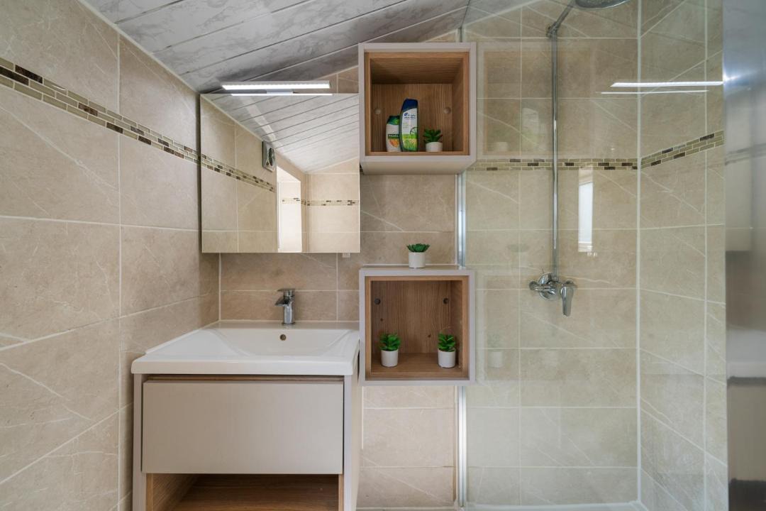 Photo of Bathroom in Tooting