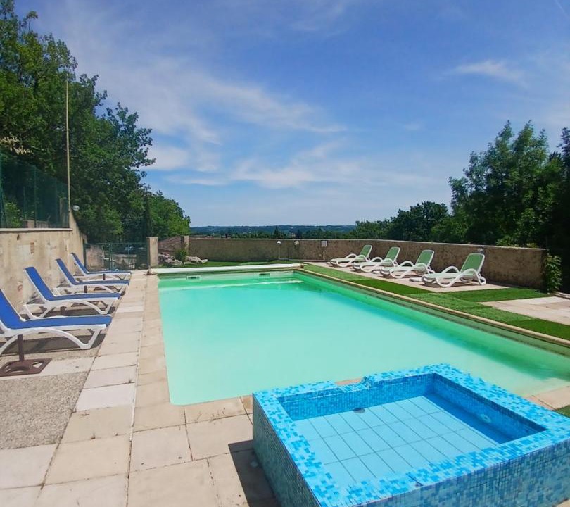 Photo of Others in Auch