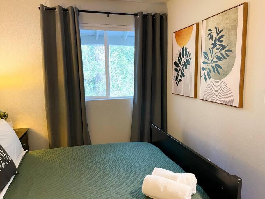 Photo of Bedroom in Apple Hill