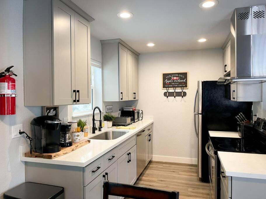 Photo of Kitchen in Apple Hill