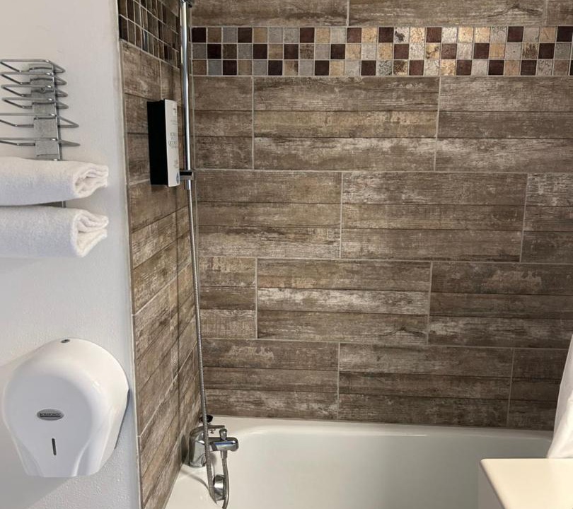 Photo of Bathroom in Saint-Hilaire-Petitville
