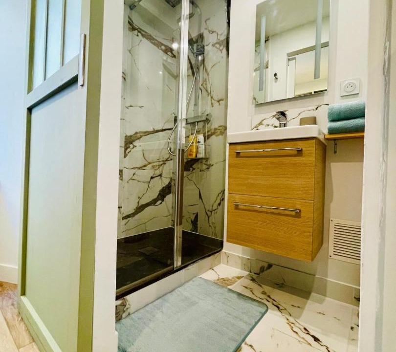 Photo of Bathroom in Tournon-sur-Rhone