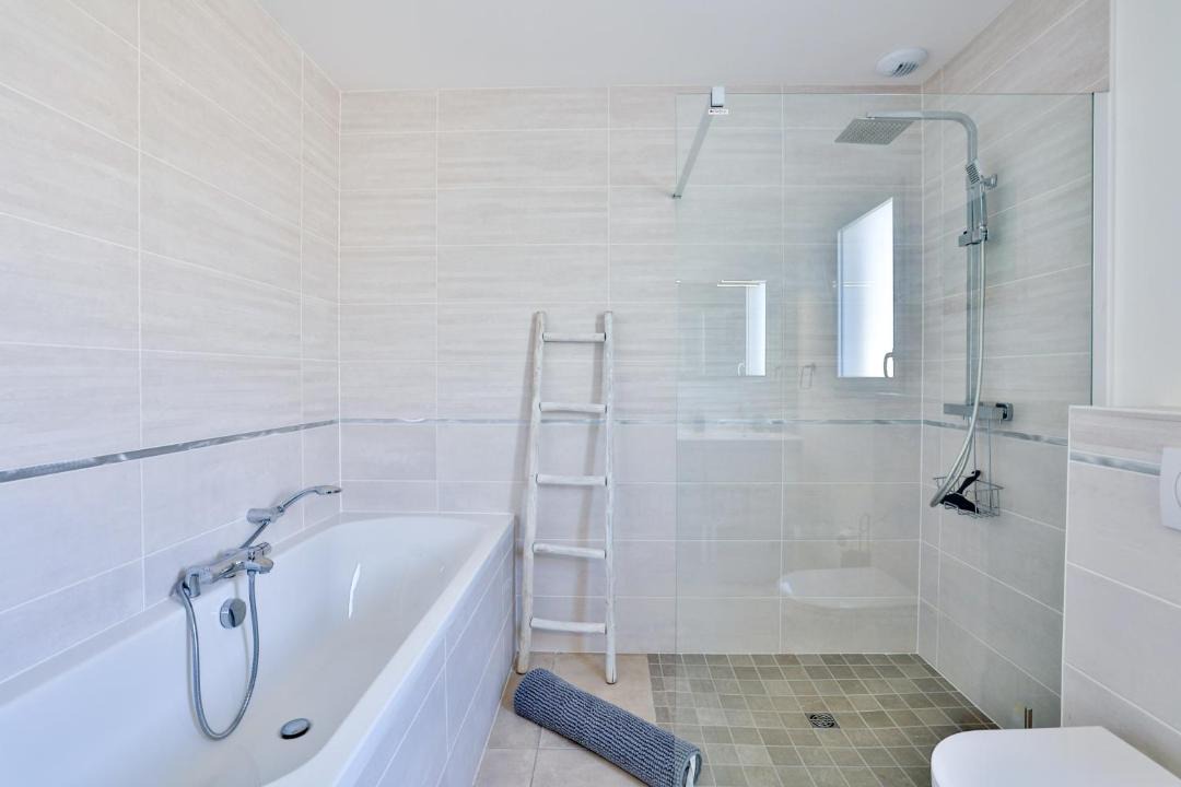 Photo of Bathroom in Chateaubernard