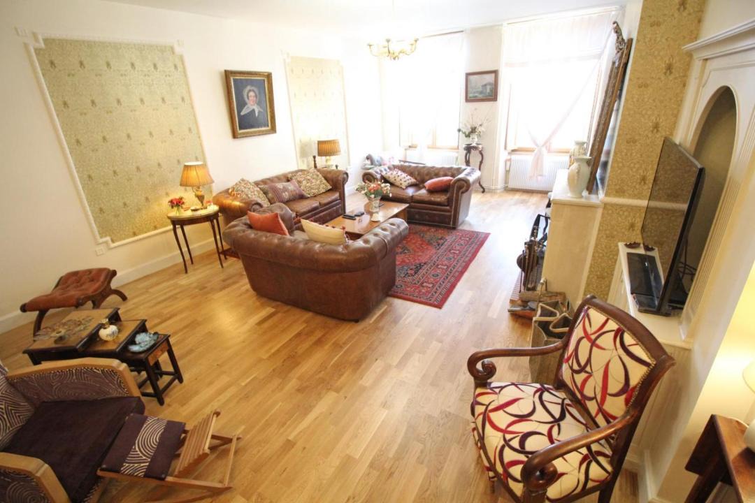 Photo of Livingroom in Saint-Leonard-de-Noblat