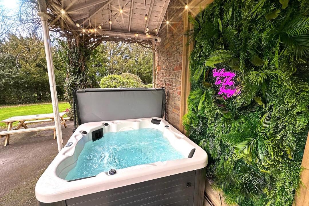 Photo of Others in Hanham