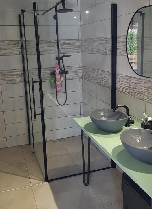 Photo of Bathroom in Aubous