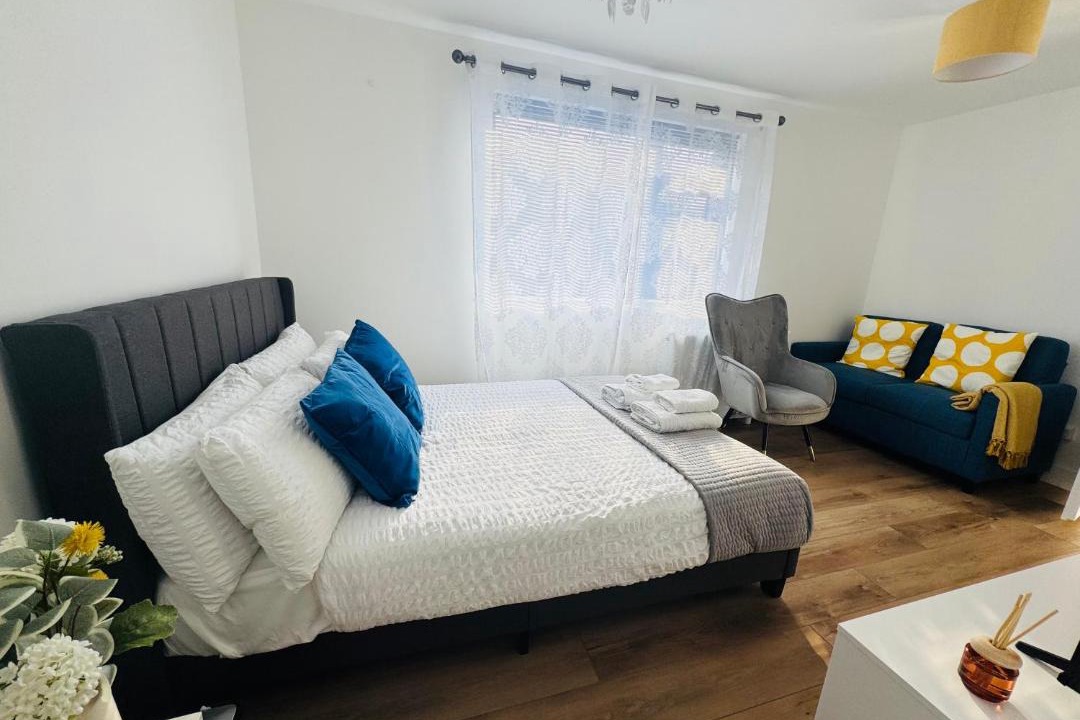 Photo of Bedroom in Kenilworth