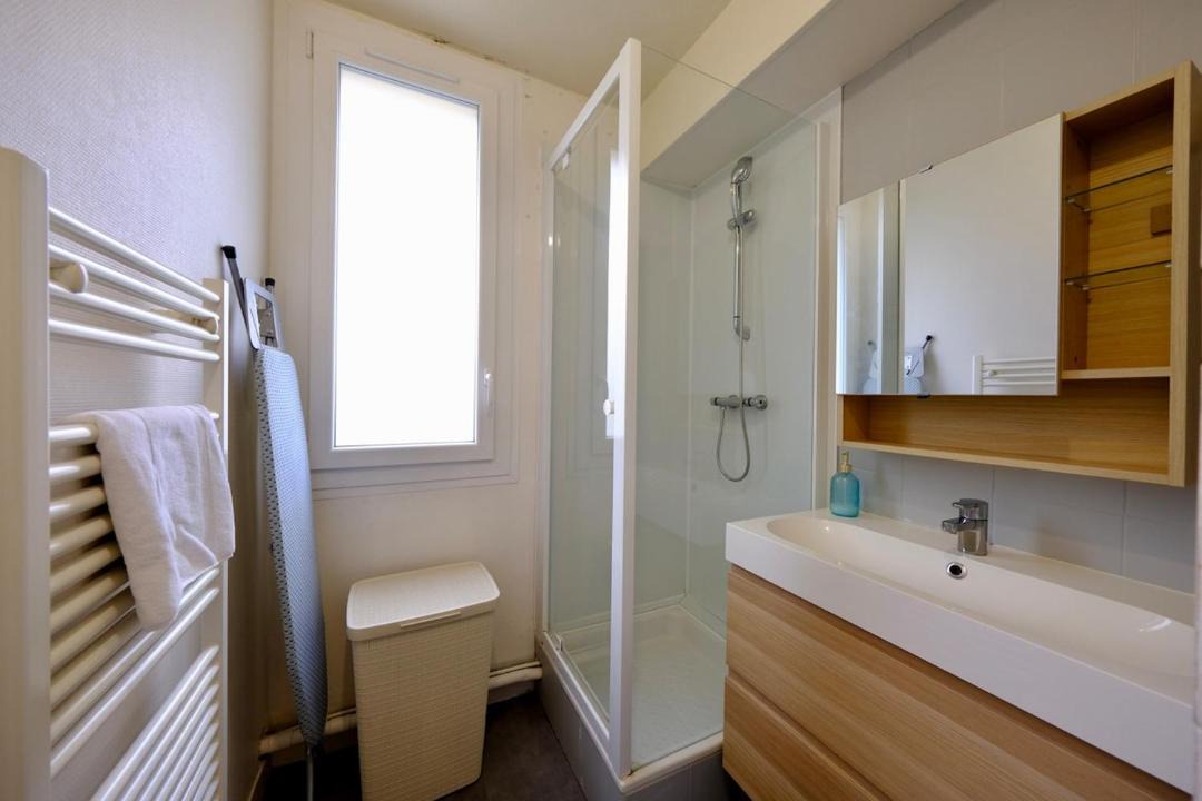 Photo of Bathroom in Le Petit-Quevilly