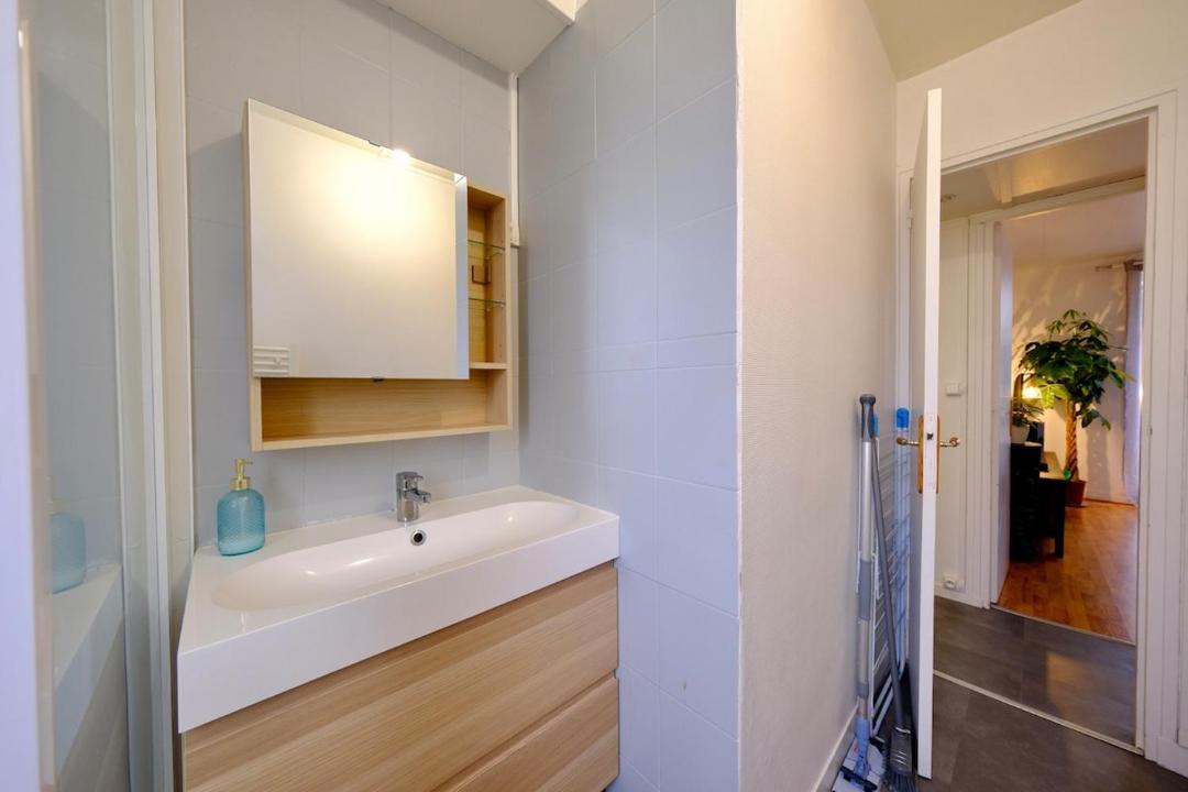 Photo of Bathroom in Le Petit-Quevilly