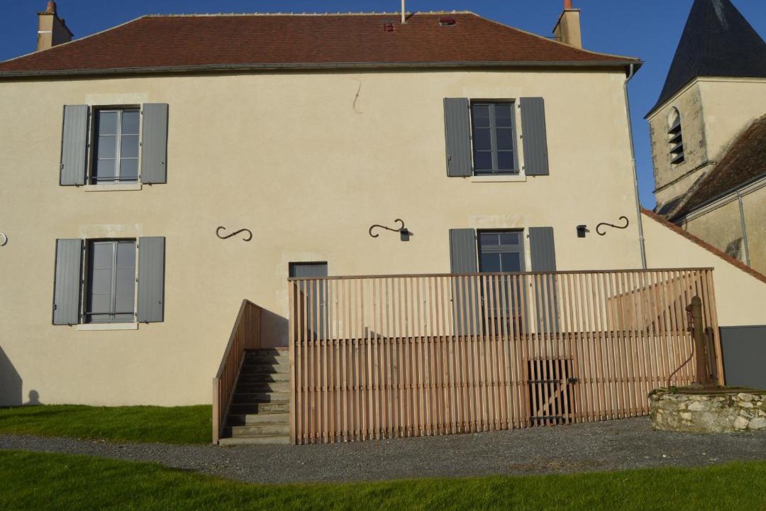 Photo of Others in Linge