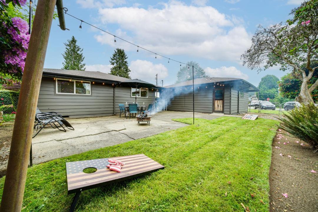 Photo of Outdoor in Carnation