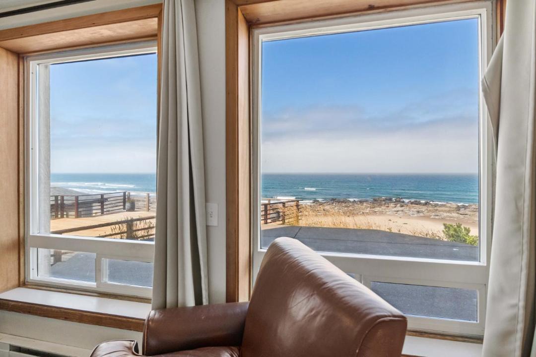 Photo of Others in Lincoln City