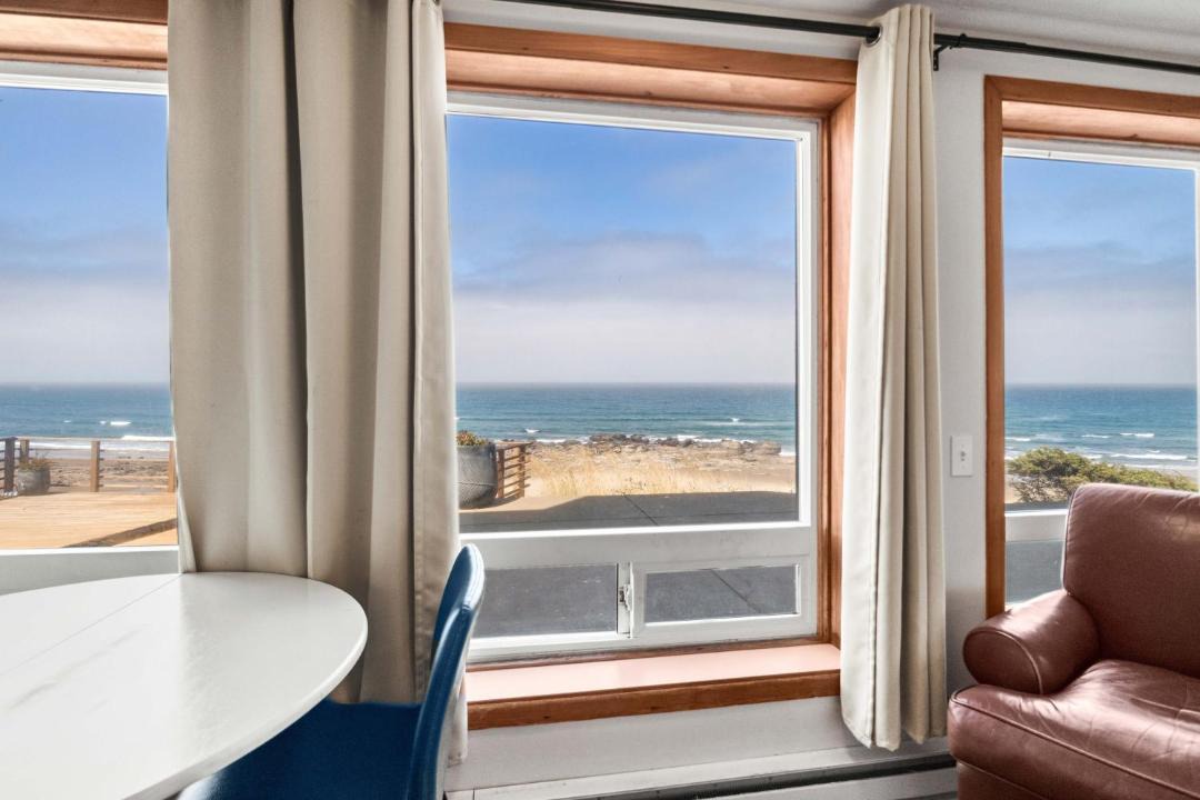 Photo of Others in Lincoln City