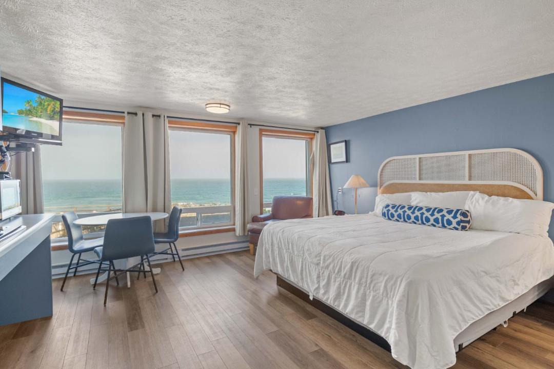 Photo of Others in Lincoln City