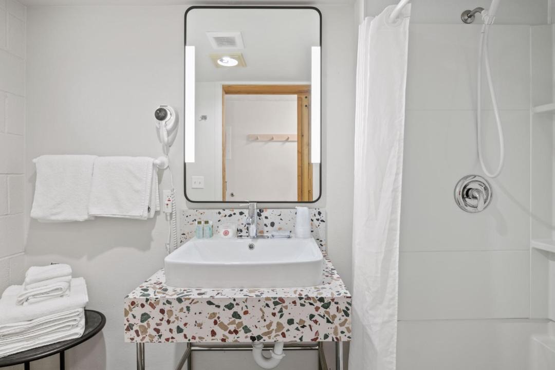 Photo of Others in Lincoln City