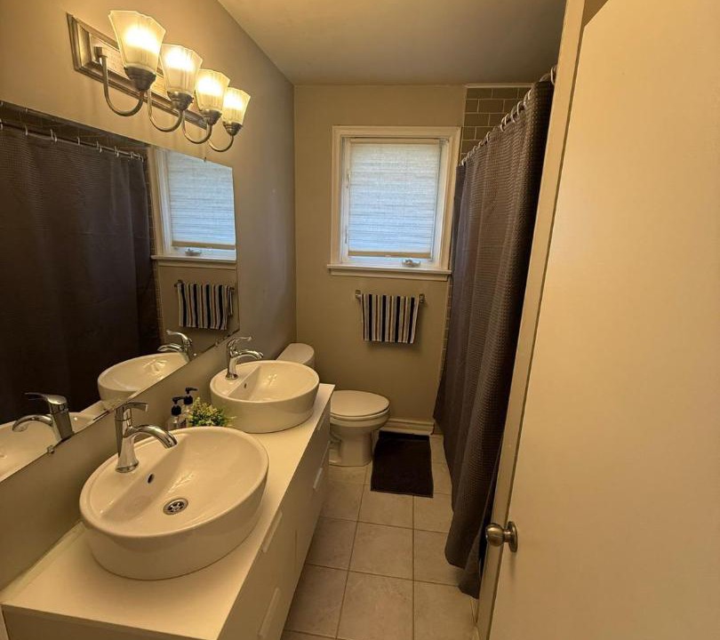 Photo of Bathroom in Unionville