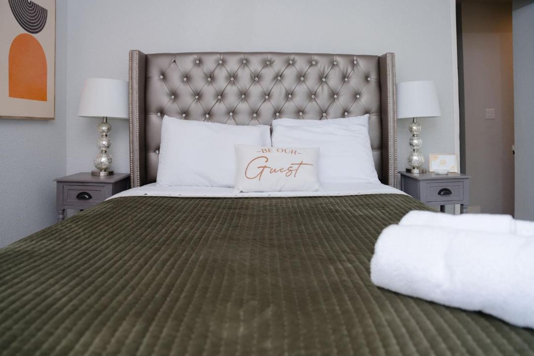 Photo of Bedroom in Apple Hill