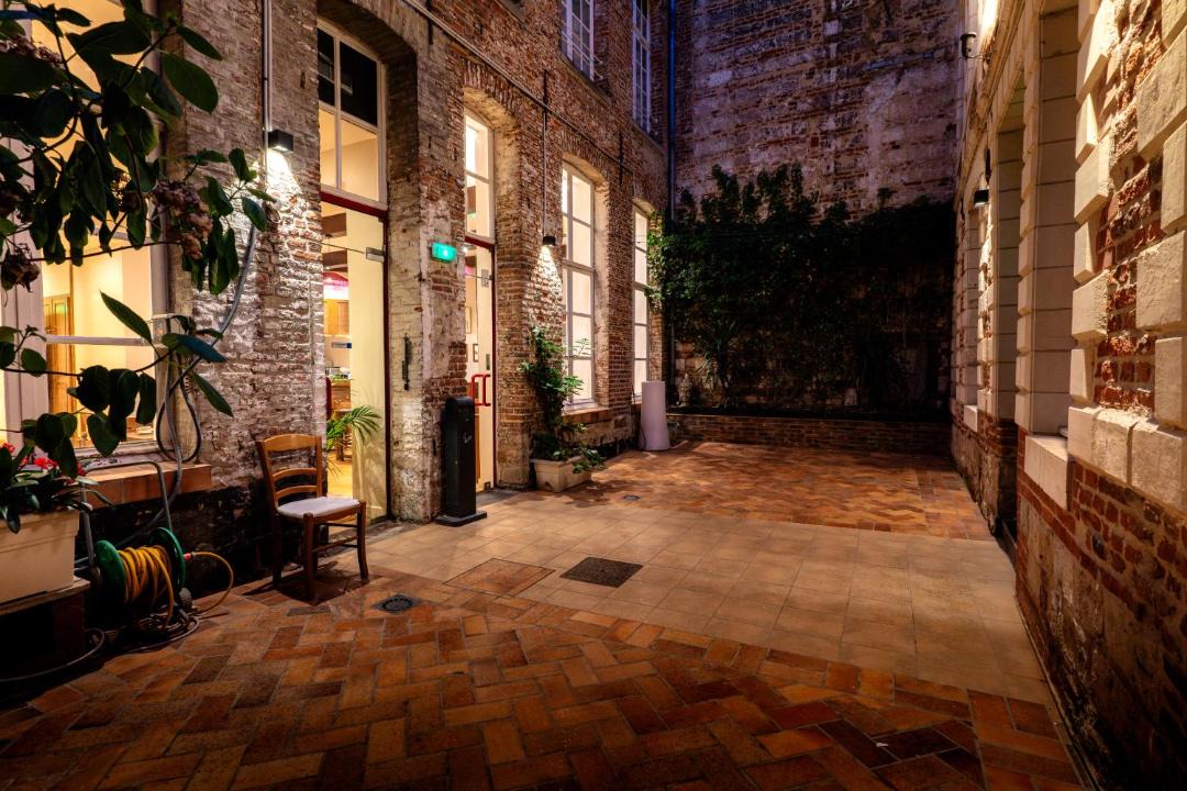 Photo of Others in Arras