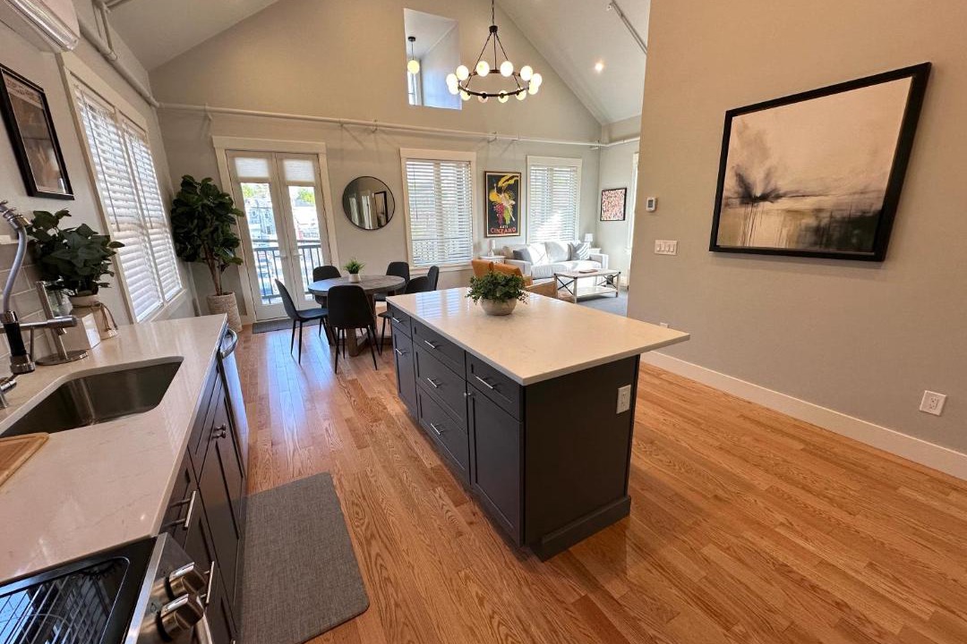 Photo of Kitchen in Off Broadway