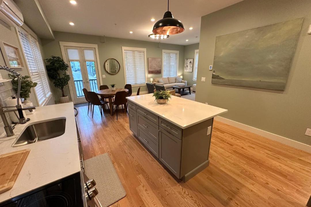 Photo of Kitchen in Off Broadway