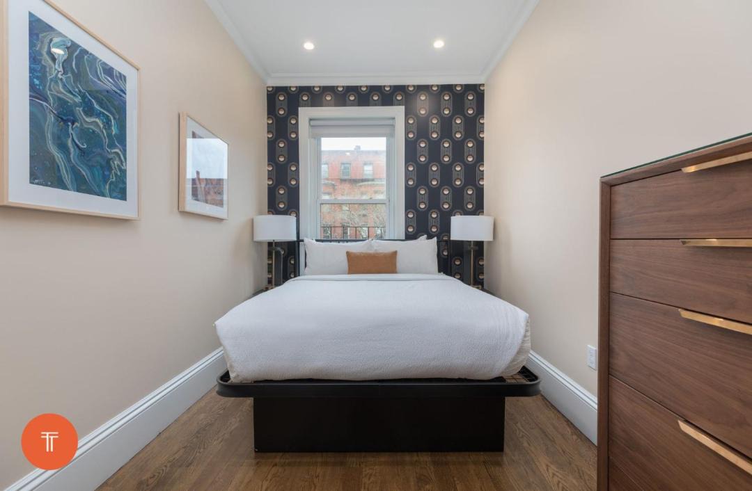 Photo of Others in Back Bay West