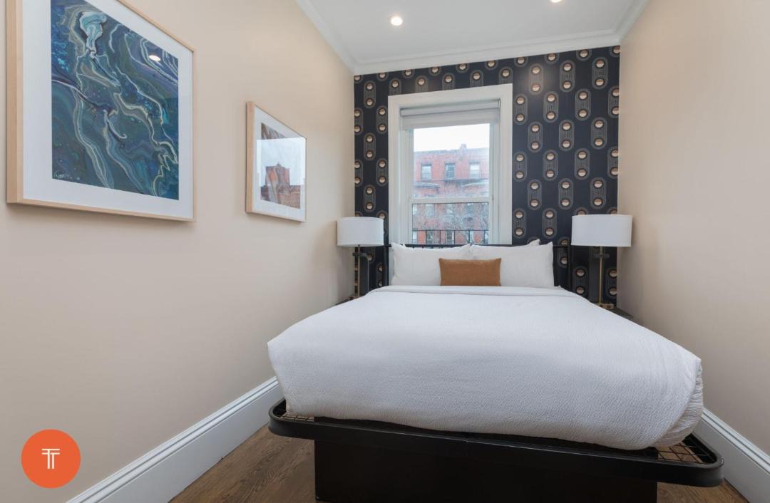 Photo of Others in Back Bay West