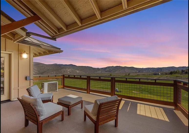 Photo of Patio Balcony in Orondo