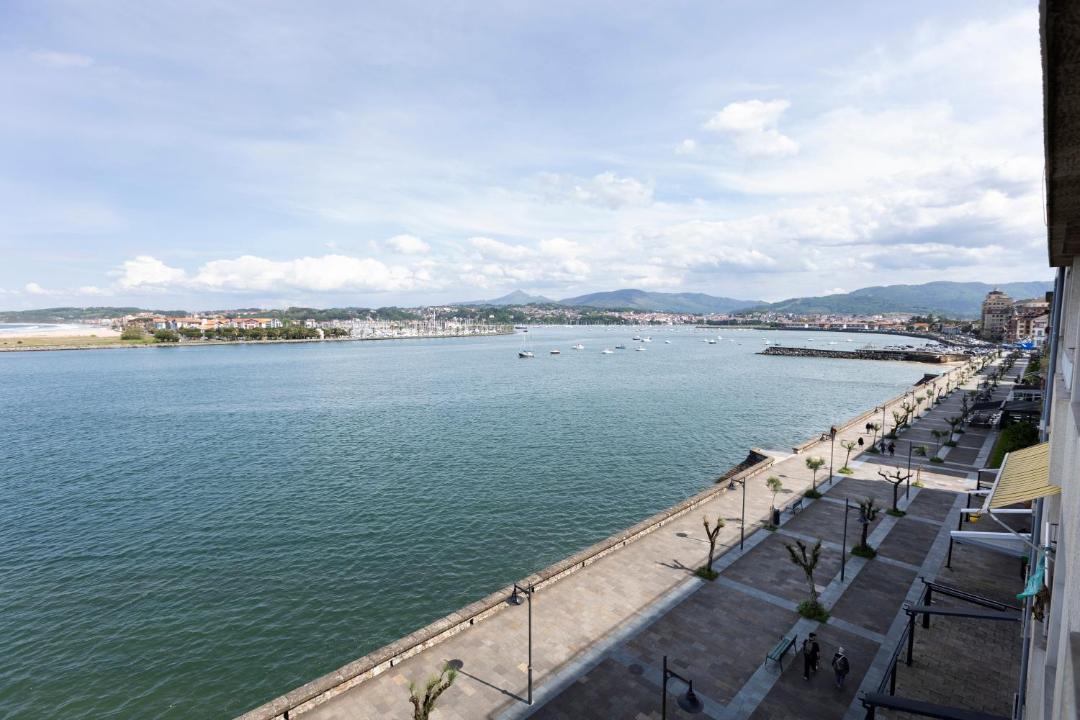 Photo of Others in La Marina