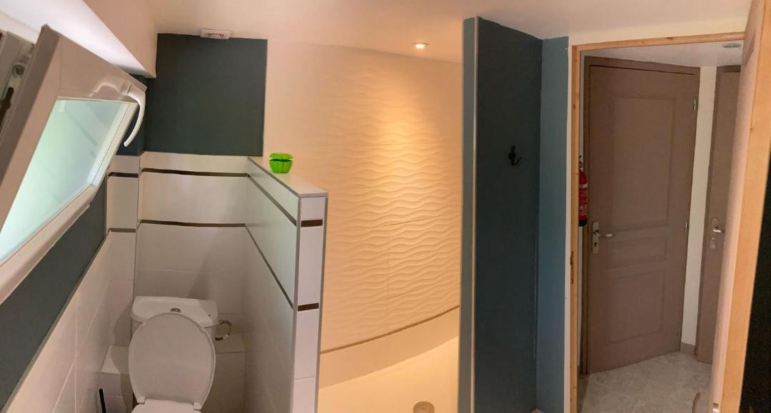 Photo of Bathroom in Vernantes