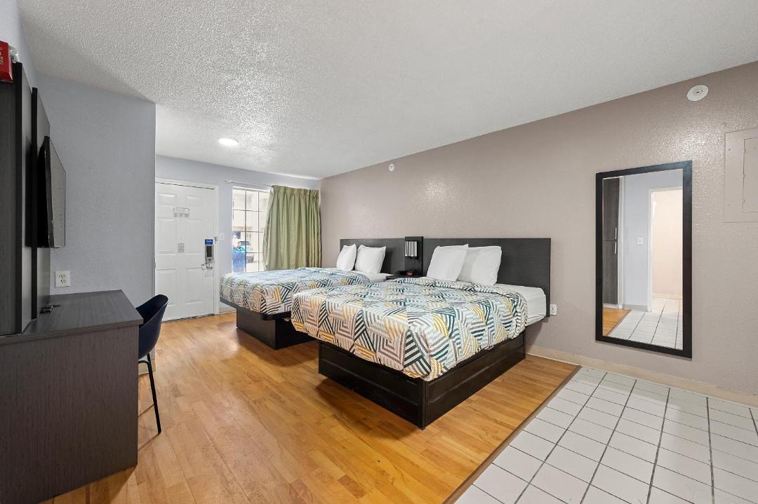 Photo of Bedroom in Roswell