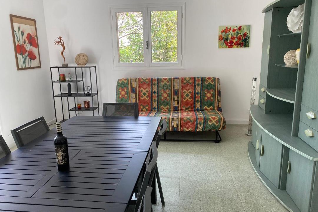 Photo of Others in La Jetee